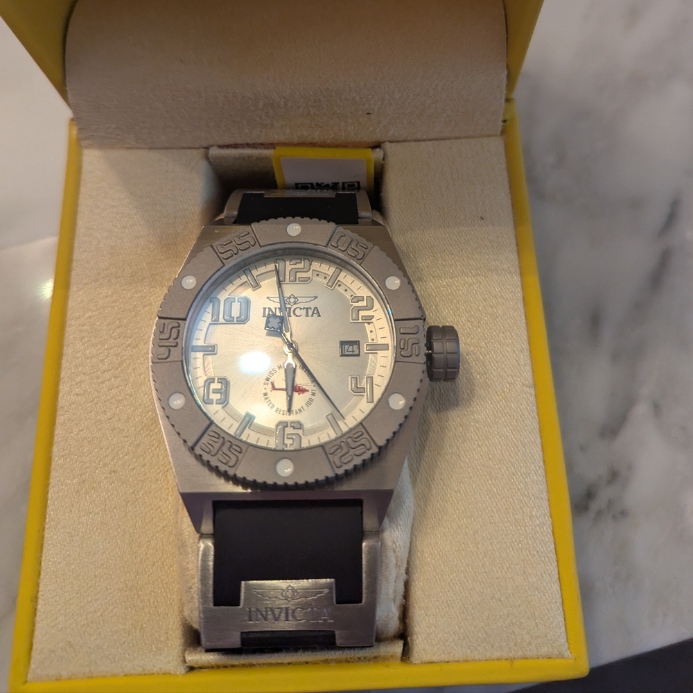 New in box Invicta men's watch